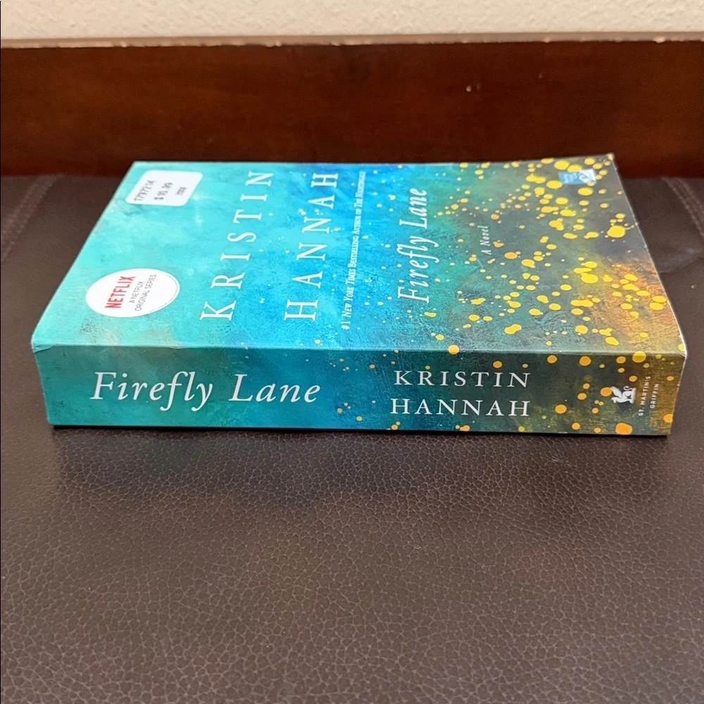 Kristin Hannah “Firefly Lane” Paperback Novel - NY Times Bestselling Author